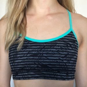 Lululemon Flow Y Mesh Back Sports Bra S